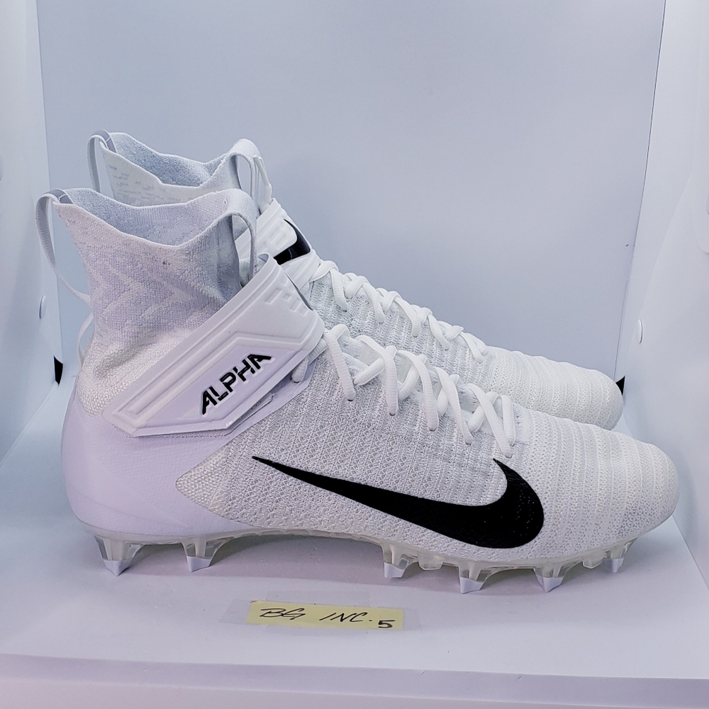 NEW Size 14 Men's Nike Alpha Menace Elite 2 Football Cleats White AO3374-101 - Picture 2 of 11
